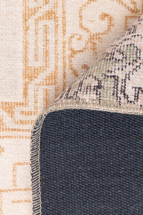 Conceptum Folk Chenille - Beige BA 16 (75 x 150 cm) Conceptum Folk Chenille - Beige BA 16 (75 x 150 cm)